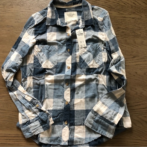 Women’s Flannel - Picture 2 of 2